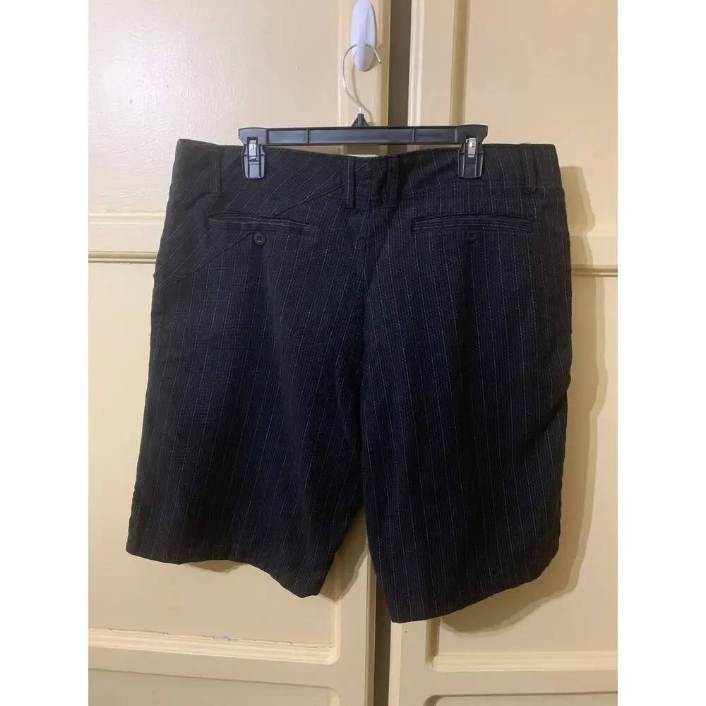 Burnside Mens Shorts Black Stripe Design Size 36